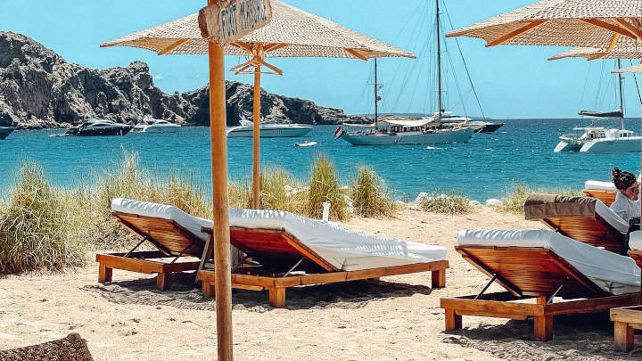 HOW TO ENJOY IBIZA WITHOUT LEAVING A TRACE